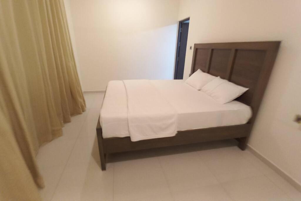 Capital Residencies Col 05 Thimba 5-4 Colombo